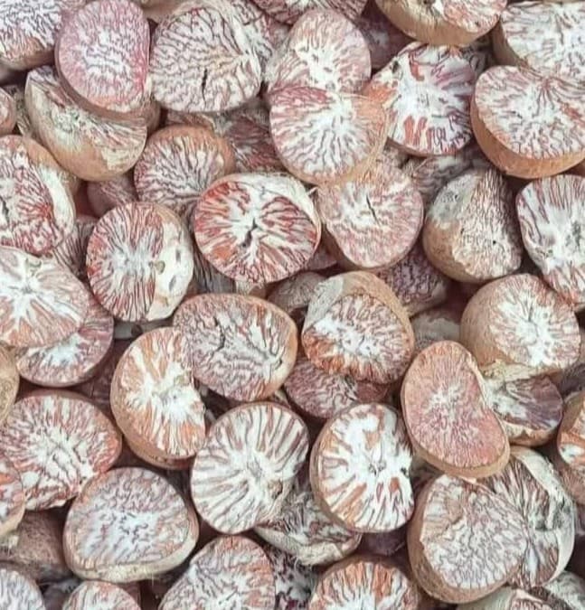 SPLIT BETEL NUT (PINANG BELAH)